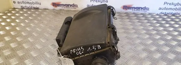 Toyota Prius (XW20) Air filter box 1001406970