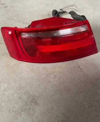 Audi A5 8T 8F Rear/tail lights 8T0945095 AU484