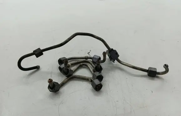 Peugeot 4007 Fuel injector supply line/pipe 
