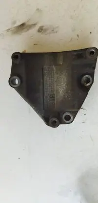 Opel Astra G A/C compressor mount bracket 90529603