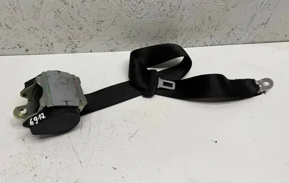 Audi A6 S6 C6 4F Rear seatbelt 4F0857805E