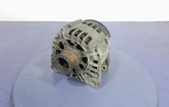 Renault Megane II Generator/alternator 8200410674