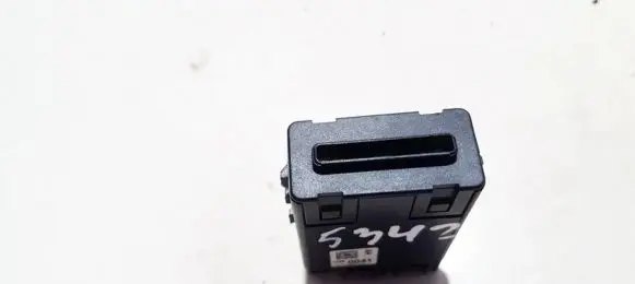 Opel Astra J Ignition key card reader T143007315