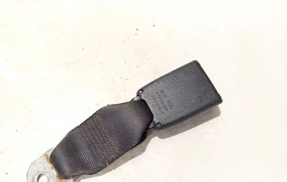 Rear seatbelt buckle