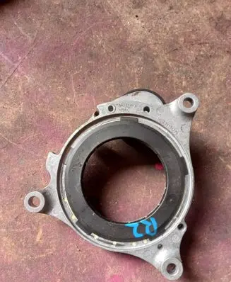 BMW 2 F44 Generator/alternator belt tensioner 90094773