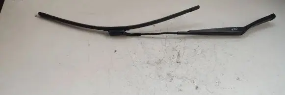 Skoda Superb B8 (3V) Front wiper blade arm