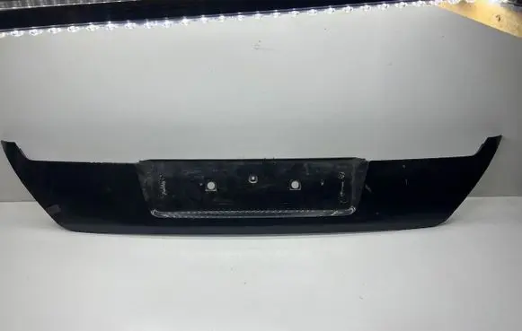 BMW 7 E65 E66 Tailgate trim 51138223241