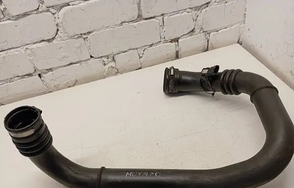 Intercooler hose/pipe