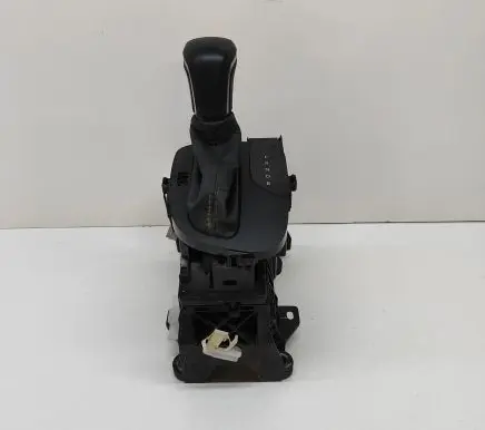 Toyota Yaris Cross Gear shifter/selector 33560F4060 33504K0020C0