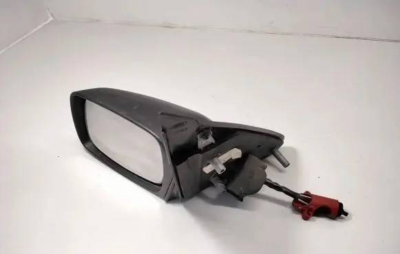 Ford Mondeo MK I Manual wing mirror 17683EB