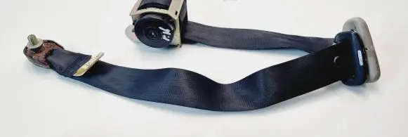 Mazda 3 I Front seatbelt 6032792 0433015