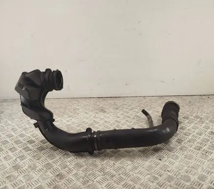 Volvo S90, V90 Turbo air intake inlet pipe/hose 31657341