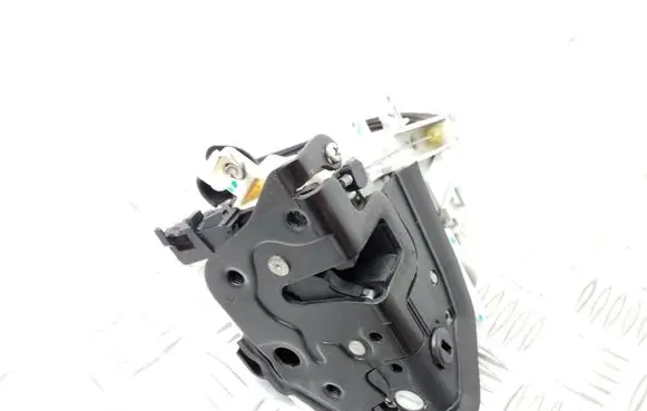 Audi A4 S4 B8 8K Rear door lock 8K0839016C