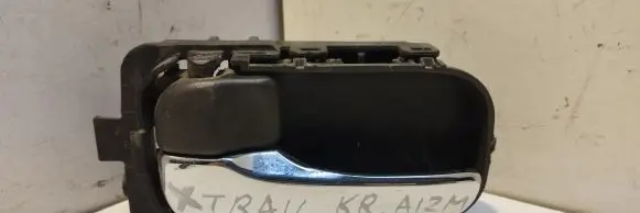 Nissan X-Trail T30 Rear door interior handle