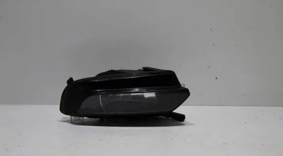Audi A3 S3 8V Front fog light 8V0941700C 1NE2331 1NE01083210