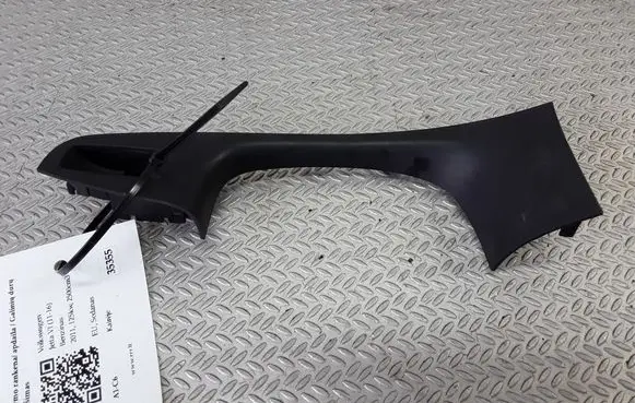 Volkswagen Jetta VI Rear door handle trim 