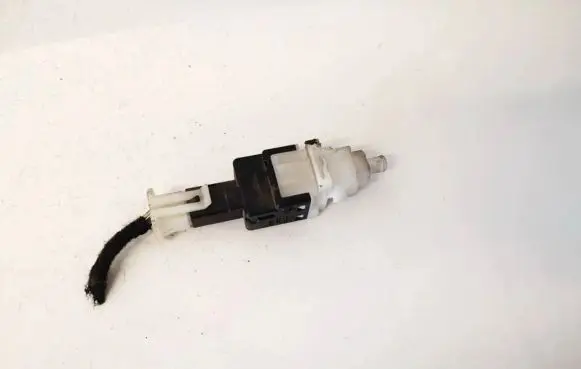 Alfa Romeo GT Brake pedal sensor switch 46840510 b365