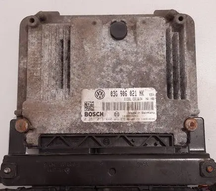 Volkswagen PASSAT B6 Engine control unit/module 03G906021NK 1039S17241 0281013440