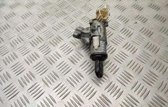 Toyota RAV 4 (XA20) Ignition lock 8978352010