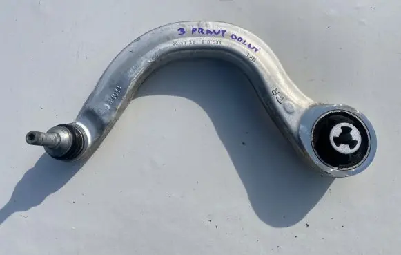Tesla Model 3 Front control arm 104435900A