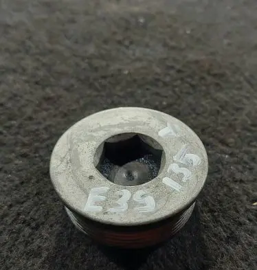 BMW 5 E39 other engine part