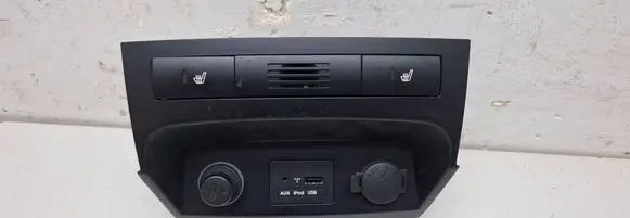 KIA Sorento Seat heating switch 93300-2P030