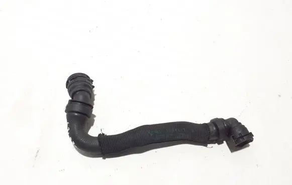 BMW 5 G30 G31 Engine coolant pipe/hose 9299619