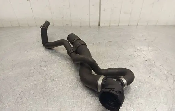 Porsche Cayenne (92A) Engine coolant pipe/hose 7P6122101E 125988