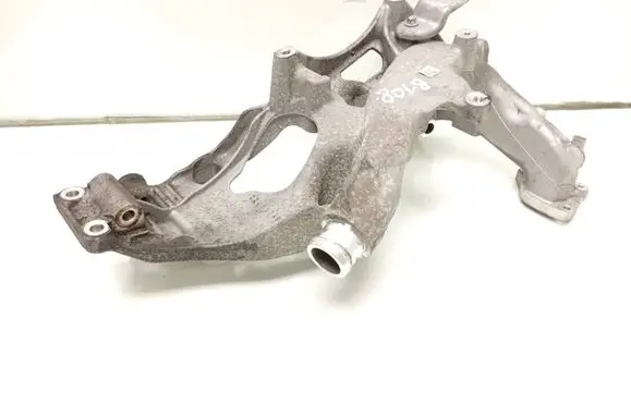 Mercedes-Benz A W176 Generator/alternator bracket A6512011709