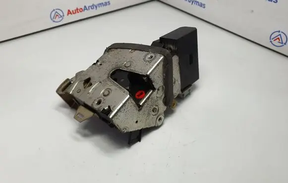BMW 5 E39 Front door lock 8352165 67118352165
