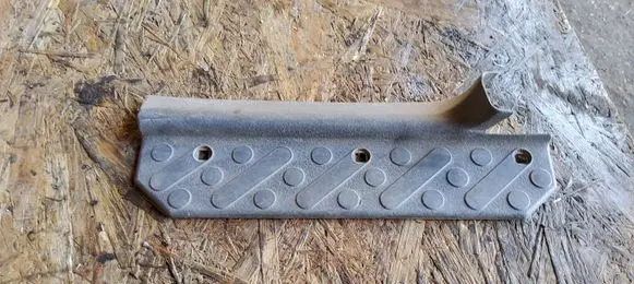 Nissan Terrano Rear sill trim cover 76954OF600
