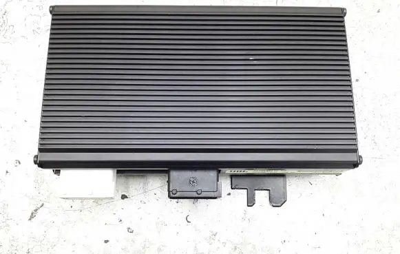 Citroen C6 Sound amplifier 9662695480