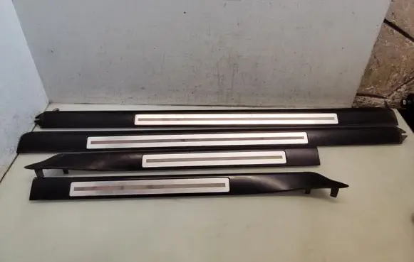Audi A8 S8 D3 4E sill trim set (inner) 