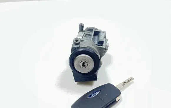 Ford C-MAX I Ignition lock 3M513F880AD
