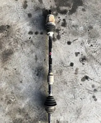 MG ZS Front driveshaft 10233402