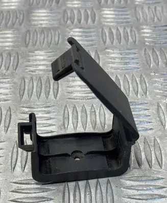 Mercedes-Benz Sprinter W901 W902 W903 W904 Tie down hook / loop A0008684714