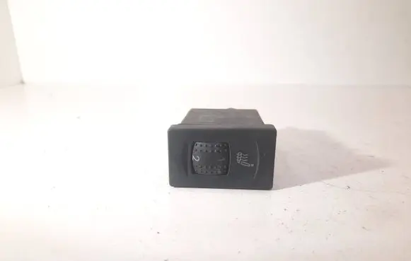 Volkswagen PASSAT B5 Seat heating switch 3B0963563C