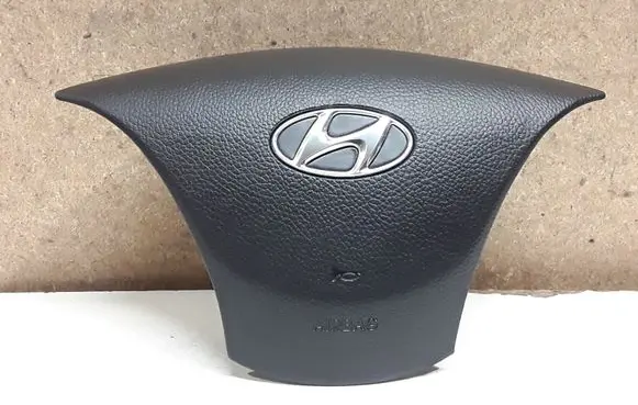 Hyundai i30 Steering wheel airbag cover 56900A6000