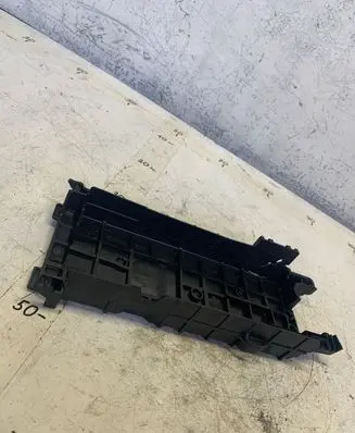 Mercedes-Benz CLA C117 X117 W117 Fuse box cover A2465451600
