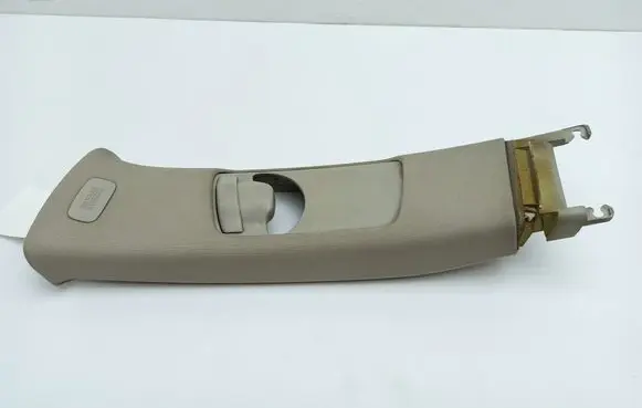 (B) pillar trim (top)