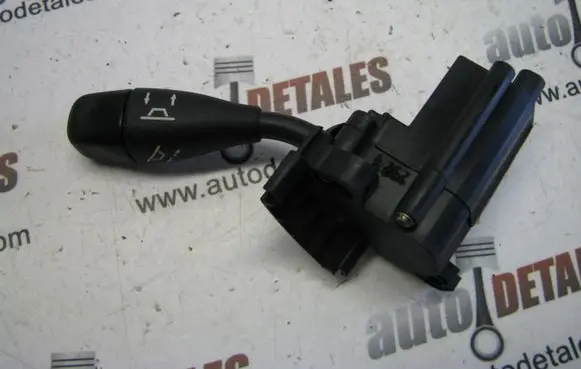 Mercedes-Benz E W211 Steering wheel adjustment handle/lever A0005453022