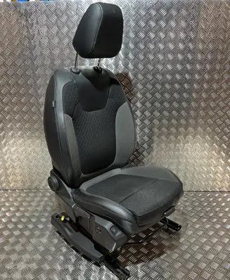 Opel Grandland X Front passenger seat DG19790