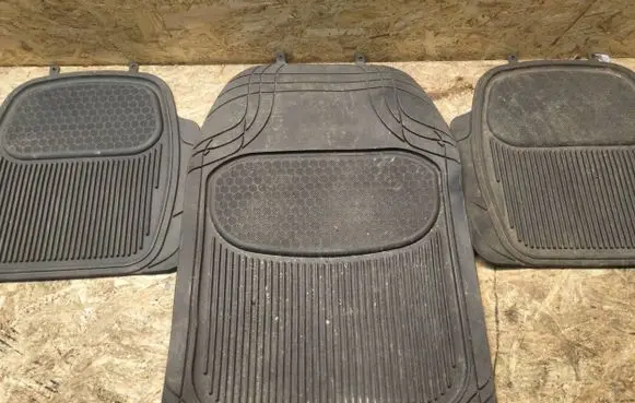 Volkswagen Golf IV Car floor mat set 
