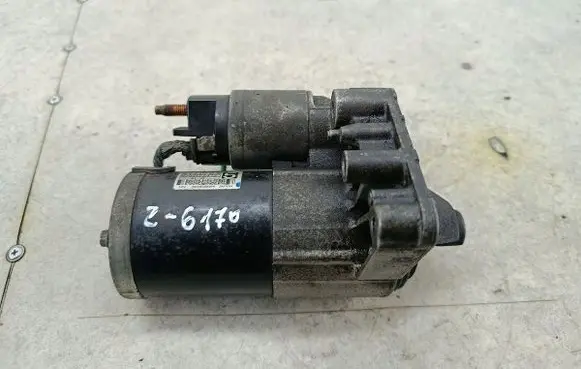 Peugeot 2008 I Starter motor 