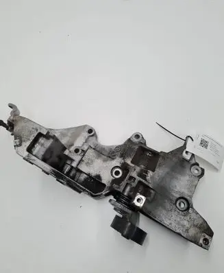 Volkswagen Golf VI Generator/alternator bracket 03L903143Q