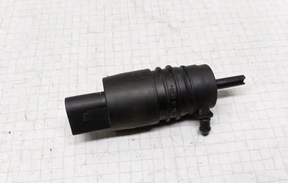 Mercedes-Benz E W210 Headlight washer pump 