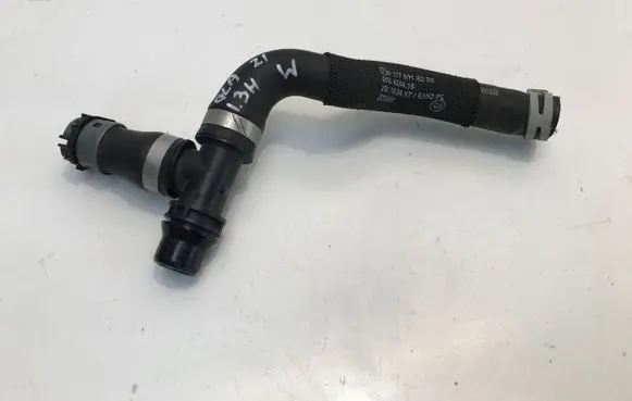 Mercedes-Benz GLA H247 Engine coolant pipe/hose A1775016200 DBL625416