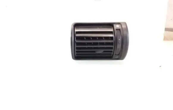 Audi A4 S4 B5 8D Dashboard side air vent grill/cover trim 8D1820901