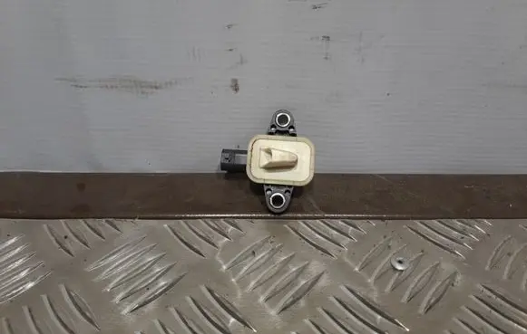 Audi A7 S7 4G Airbag deployment crash/impact sensor 4H0955557