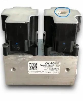 Audi e-tron Air conditioning (A/C) expansion valve 1EA816682D